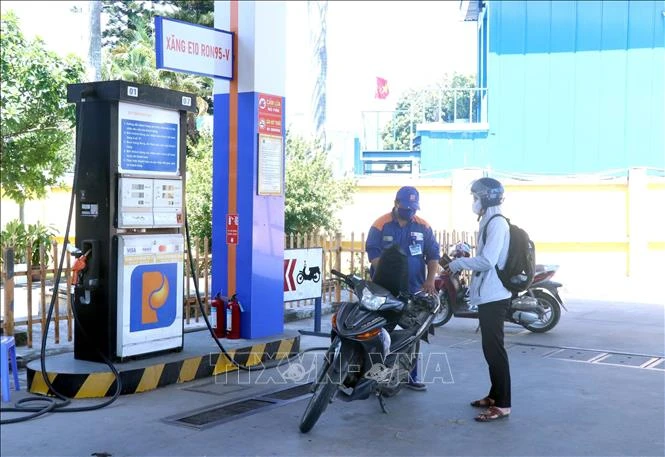 Kinh tế 5 tháng ghi nhận nhiều điểm sáng, nhập siêu và lạm phát cần theo dõi Kinh tế 5 tháng ghi nhận nhiều điểm sáng, nhập siêu và lạm phát cần theo dõi
