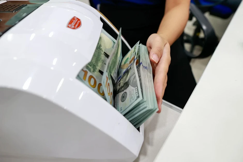 Lãi suất chứng chỉ tiền gửi vọt lên gần 8%/năm, dòng tiền nhàn rỗi sẽ chảy về đâu? Lãi suất chứng chỉ tiền gửi vọt lên gần 8%/năm, dòng tiền nhàn rỗi sẽ chảy về đâu?