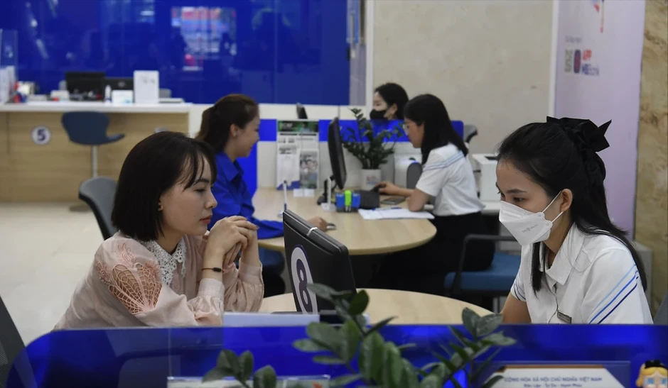 Lãi suất chứng chỉ tiền gửi vọt lên gần 8%/năm, dòng tiền nhàn rỗi sẽ chảy về đâu? Lãi suất chứng chỉ tiền gửi vọt lên gần 8%/năm, dòng tiền nhàn rỗi sẽ chảy về đâu?