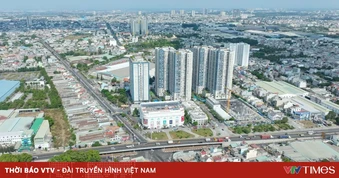 Lãi suất neo cao, doanh nghiệp địa ốc đối mặt áp lực kép