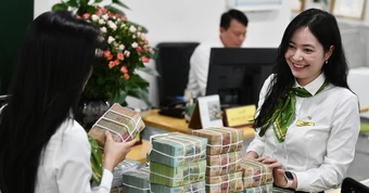 Lãi suất ngân hàng hôm nay 21/7: Gửi 100 triệu tại Big4 nhận bao nhiêu tiền lãi?