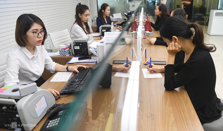 Lãi suất ngân hàng nửa cuối năm sẽ biến động thế nào Lãi suất ngân hàng nửa cuối năm sẽ biến động thế nào