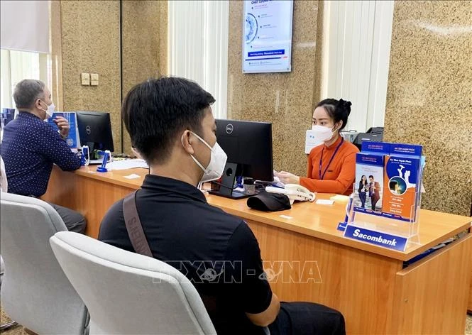 Lãi suất tiết kiệm đảo chiều giảm trở lại sau các đợt tăng cục bộ Lãi suất tiết kiệm đảo chiều giảm trở lại sau các đợt tăng cục bộ