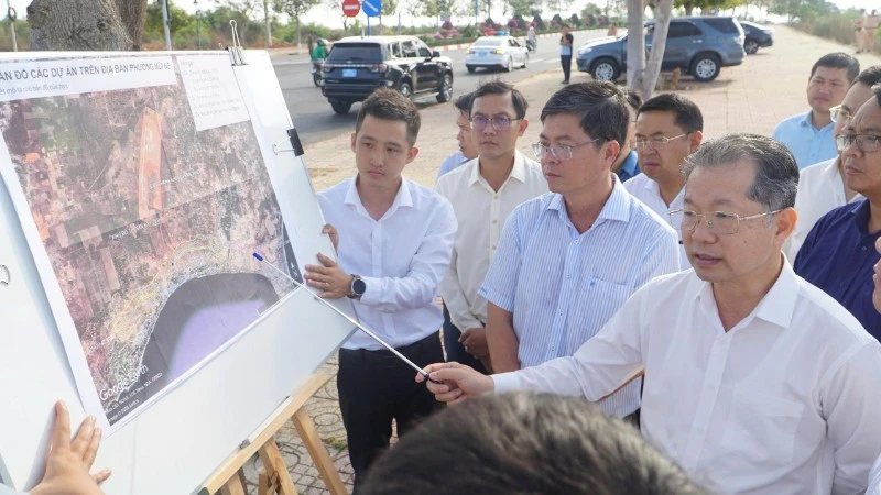 Lâm Đồng cần xây dựng chính sách đặc thù để phát triển kinh tế Lâm Đồng cần xây dựng chính sách đặc thù để phát triển kinh tế