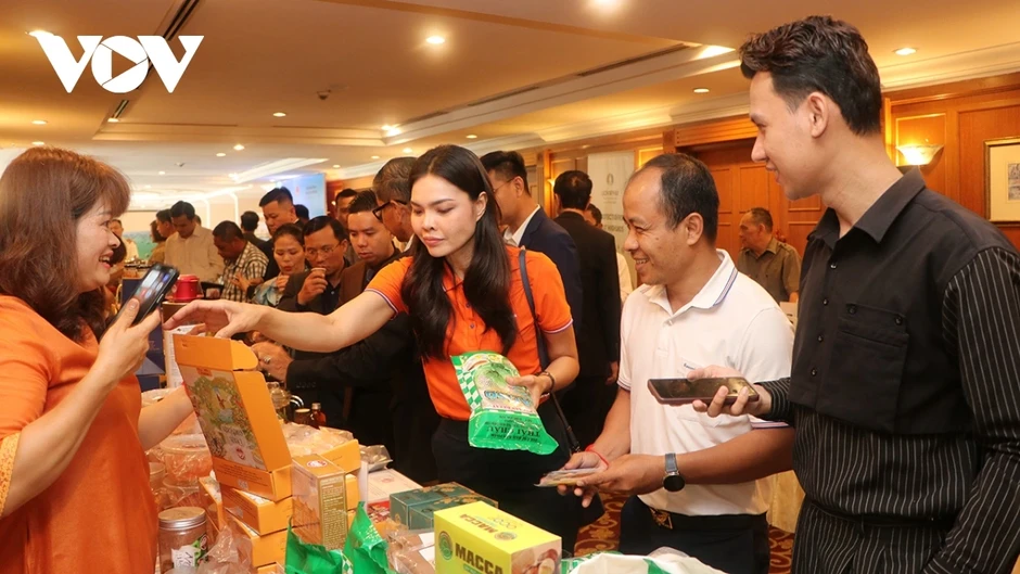 Lâm Đồng - Phnom Penh: Nhịp cầu mới cho hợp tác toàn diện Việt Nam - Campuchia Lâm Đồng - Phnom Penh: Nhịp cầu mới cho hợp tác toàn diện Việt Nam - Campuchia
