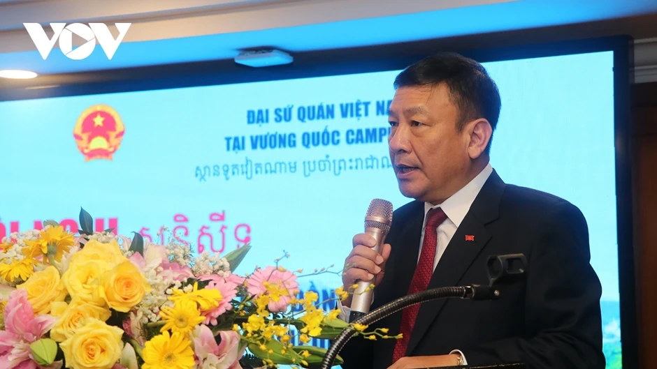Lâm Đồng - Phnom Penh: Nhịp cầu mới cho hợp tác toàn diện Việt Nam - Campuchia Lâm Đồng - Phnom Penh: Nhịp cầu mới cho hợp tác toàn diện Việt Nam - Campuchia