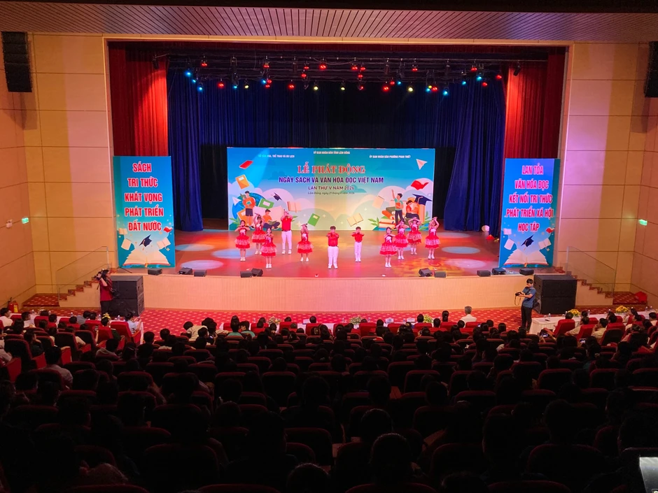 Lâm Đồng thúc đẩy văn hóa đọc, hướng tới xã hội học tập Lâm Đồng thúc đẩy văn hóa đọc, hướng tới xã hội học tập