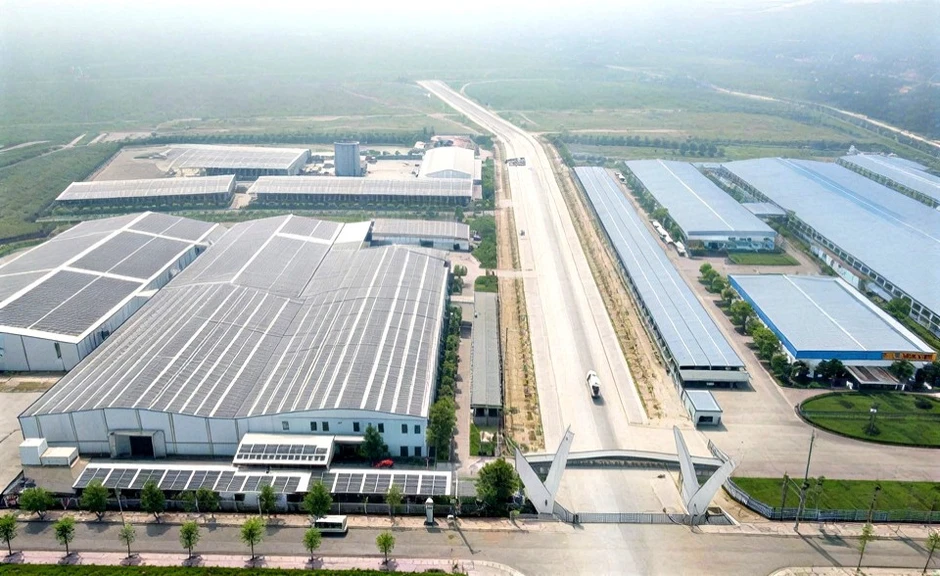 Làn sóng lắp điện mặt trời mái nhà tăng mạnh