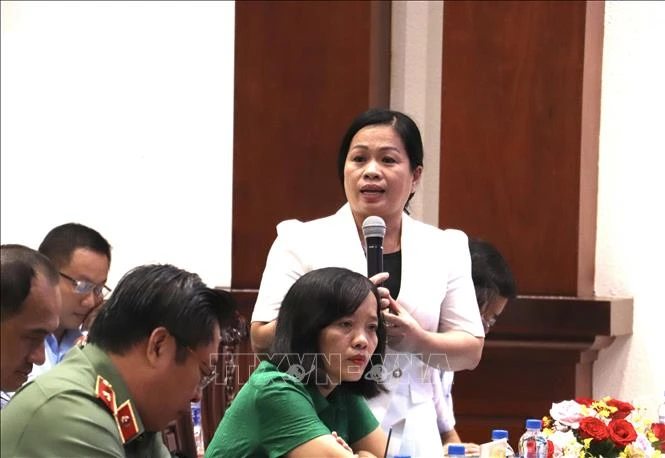 Lãnh đạo UBND tỉnh Đồng Tháp đối thoại, tháo gỡ khó khăn cho doanh nghiệp Lãnh đạo UBND tỉnh Đồng Tháp đối thoại, tháo gỡ khó khăn cho doanh nghiệp