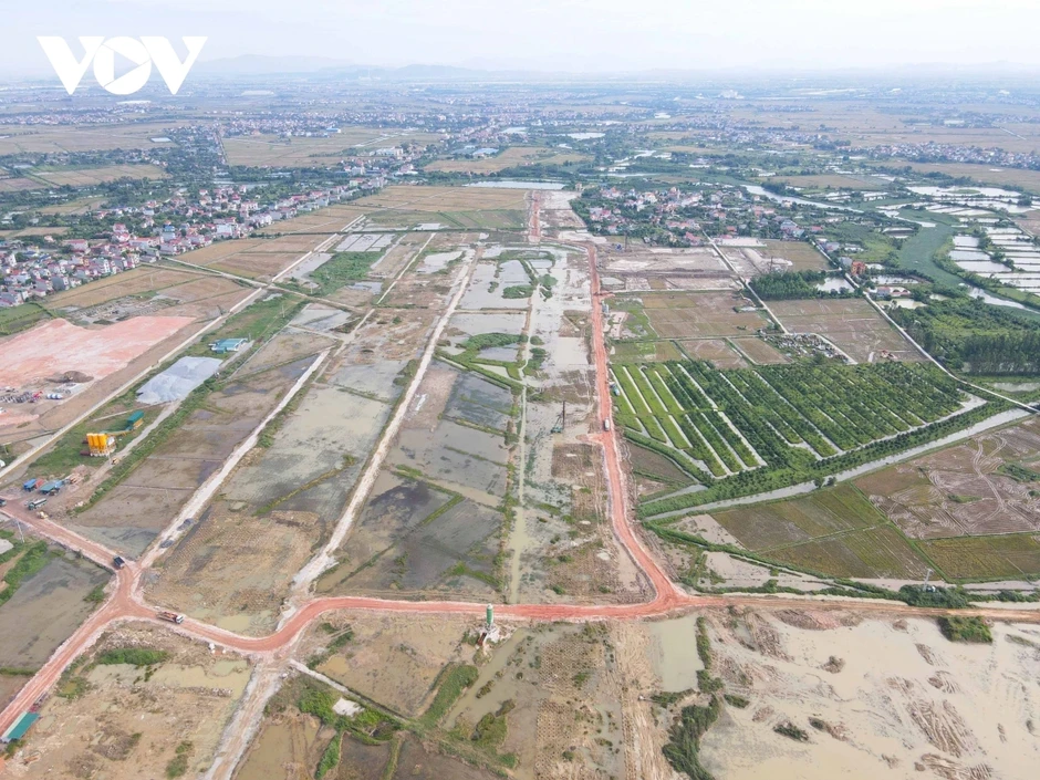 Lập 5 tổ công tác về GPMB dự án Cảng hàng không quốc tế Gia Bình ở Bắc Ninh Lập 5 tổ công tác về GPMB dự án Cảng hàng không quốc tế Gia Bình ở Bắc Ninh