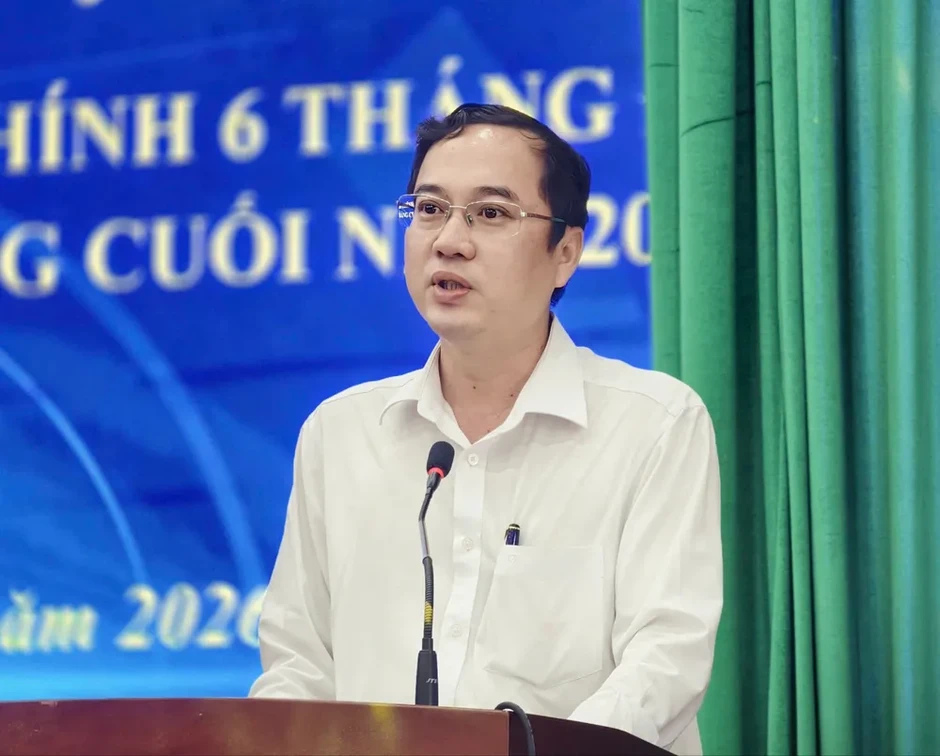 Lấy người dân làm trung tâm trong cải cách thủ tục hành chính Lấy người dân làm trung tâm trong cải cách thủ tục hành chính