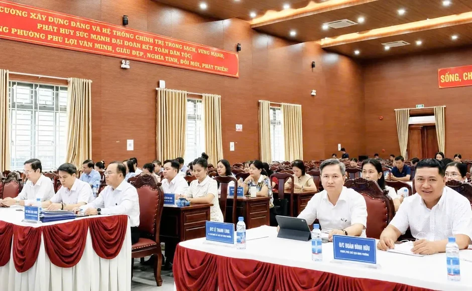 Lấy người dân làm trung tâm trong cải cách thủ tục hành chính Lấy người dân làm trung tâm trong cải cách thủ tục hành chính