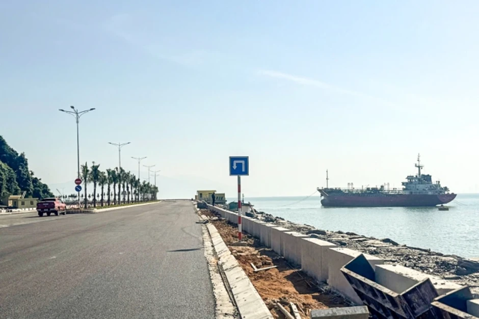 Liên danh Việt - Hà Lan đầu tư bến cảng container Liên Chiểu gần 1,8 tỷ USD - Báo TinVina Liên danh Việt - Hà Lan đầu tư bến cảng container Liên Chiểu gần 1,8 tỷ USD - Báo TinVina