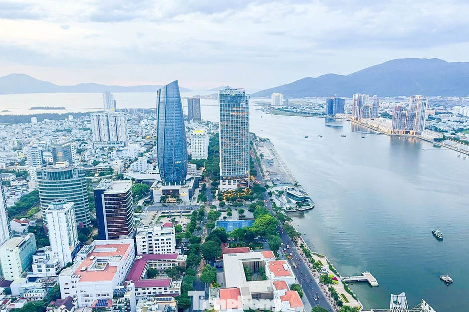 LNG không chỉ là câu chuyện của một nhà máy điện LNG không chỉ là câu chuyện của một nhà máy điện