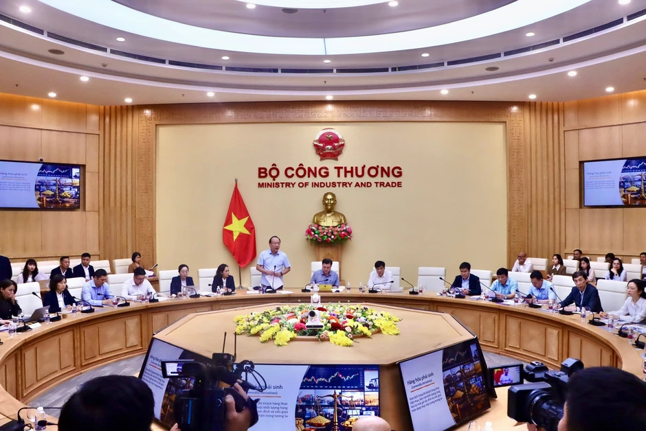 Lộ diện ứng cử viên có thể lên sàn giao dịch hàng hóa phái sinh Lộ diện ứng cử viên có thể lên sàn giao dịch hàng hóa phái sinh