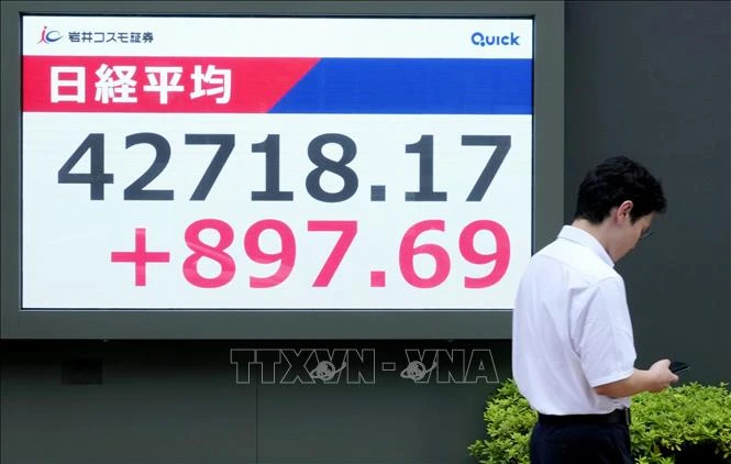 Lo ngại bong bóng AI phủ bóng lên thị trường chứng khoán châu Á Lo ngại bong bóng AI phủ bóng lên thị trường chứng khoán châu Á