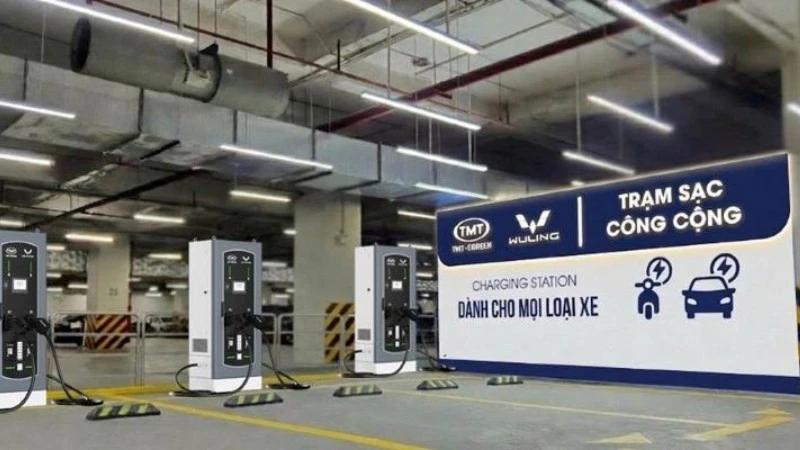 Lộ trình lắp đặt 30.000 trụ sạc TMT-EGreen phục vụ xe du lịch, xe tải hạng nặng, hạng trung trên toàn quốc Lộ trình lắp đặt 30.000 trụ sạc TMT-EGreen phục vụ xe du lịch, xe tải hạng nặng, hạng trung trên toàn quốc