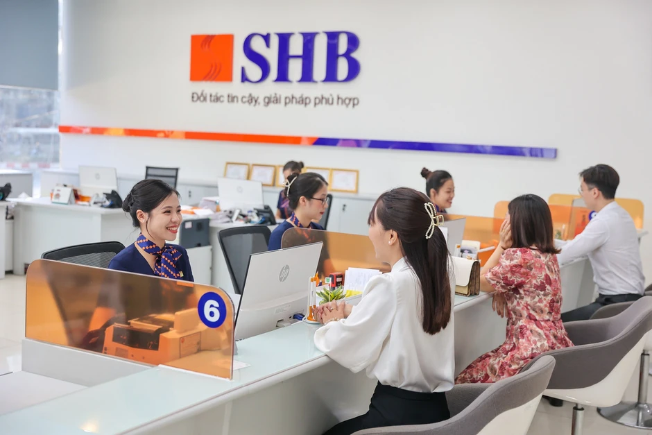 Loạt nhà đầu tư chuyên nghiệp, quỹ lớn tham gia đợt tăng vốn của SHB Loạt nhà đầu tư chuyên nghiệp, quỹ lớn tham gia đợt tăng vốn của SHB