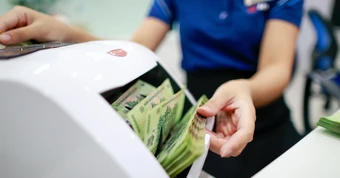 Loạt thương hiệu Việt lâu đời trở thành 'máy in tiền' cho cổ đông