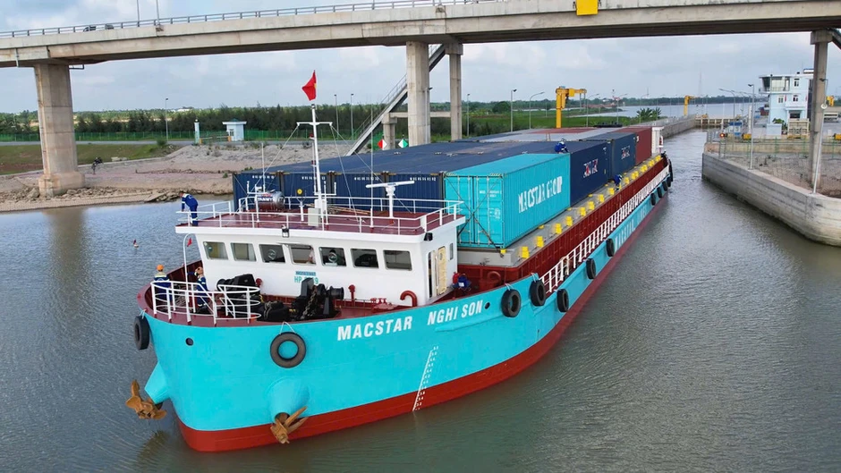 Logistics và bài toán kết nối vận tải đa phương thức Logistics và bài toán kết nối vận tải đa phương thức