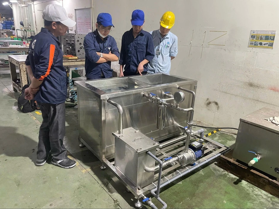 Máy rửa siêu âm công nghiệp Rama: 'Mắt xích' nâng chuẩn sản xuất cho doanh nghiệp FDI Máy rửa siêu âm công nghiệp Rama: 'Mắt xích' nâng chuẩn sản xuất cho doanh nghiệp FDI