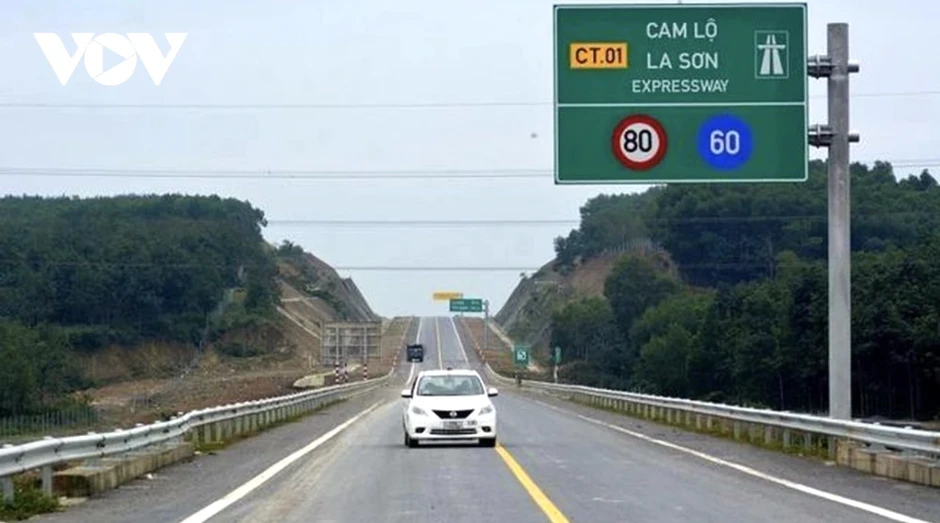 Mở rộng cao tốc Bắc - Nam: Cân nhắc nhiều kịch bản để tối ưu hiệu quả đầu tư Mở rộng cao tốc Bắc - Nam: Cân nhắc nhiều kịch bản để tối ưu hiệu quả đầu tư