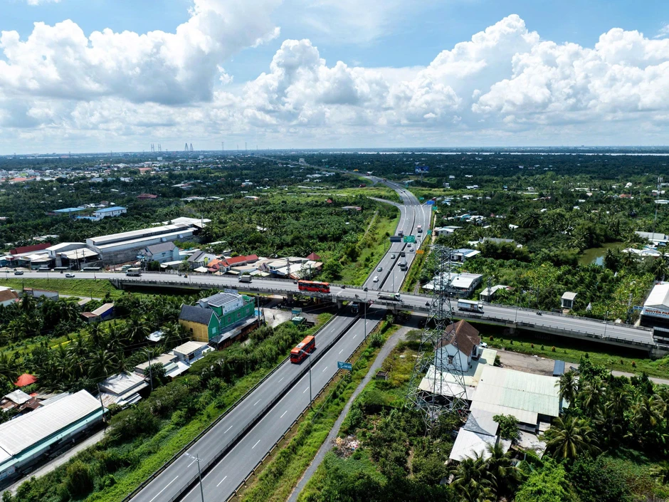 Mở rộng cao tốc TP.HCM - Trung Lương - Mỹ Thuận chậm vì thiếu vật liệu Mở rộng cao tốc TP.HCM - Trung Lương - Mỹ Thuận chậm vì thiếu vật liệu