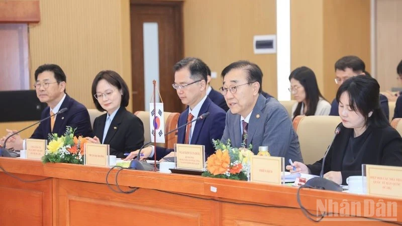 Mở rộng hợp tác về hạ tầng giao thông, đô thị với Hàn Quốc Mở rộng hợp tác về hạ tầng giao thông, đô thị với Hàn Quốc