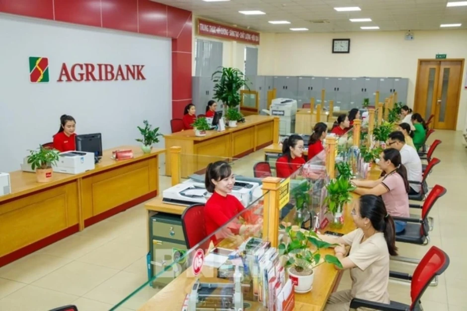 Moody’s nâng xếp hạng triển vọng Agribank lên mức 'tích cực' Moody’s nâng xếp hạng triển vọng Agribank lên mức 'tích cực'