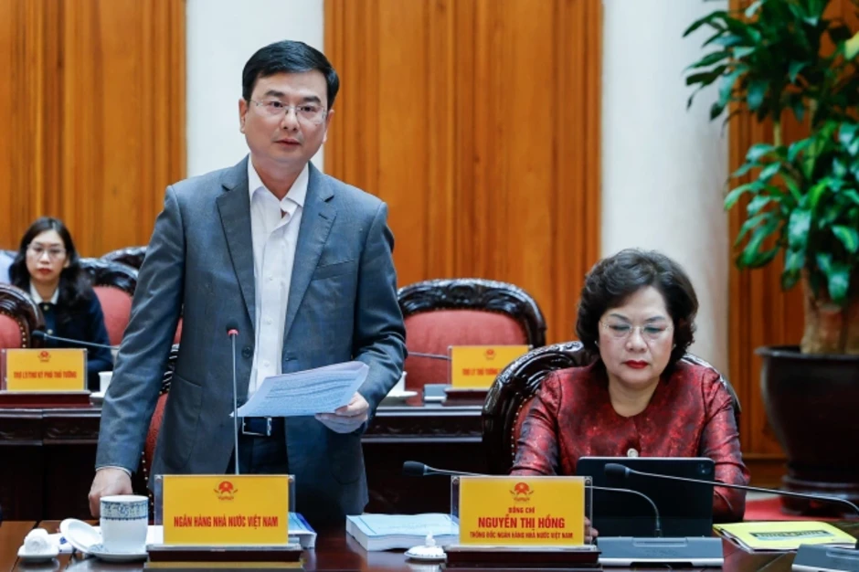 Một phần ba người Việt trưởng thành có tiền tiết kiệm tại ngân hàng Một phần ba người Việt trưởng thành có tiền tiết kiệm tại ngân hàng