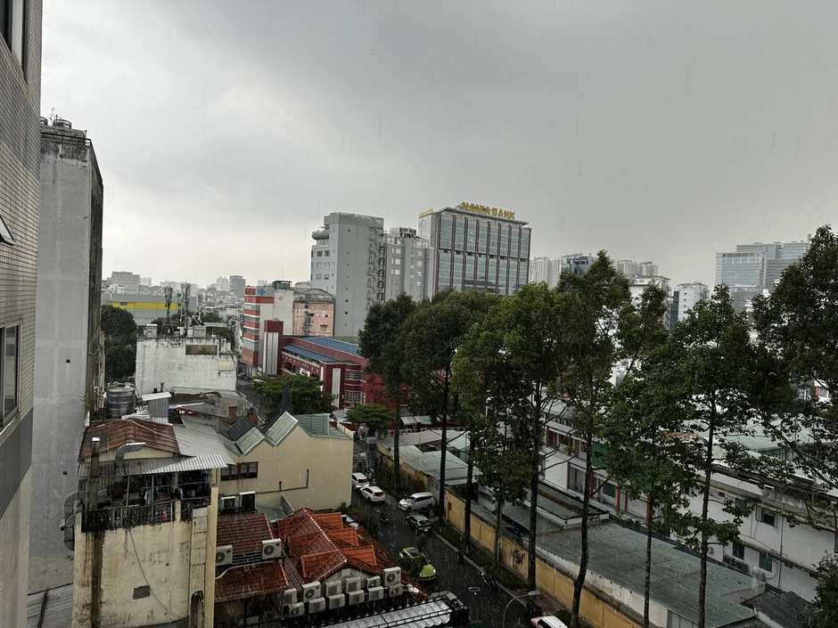 'Mưa vàng' giải nhiệt cho TP.HCM sau những ngày nắng nóng 'Mưa vàng' giải nhiệt cho TP.HCM sau những ngày nắng nóng