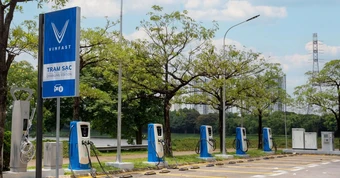Muốn phủ trạm sạc xe điện, TPHCM phải chi ít nhất 7 tỷ USD