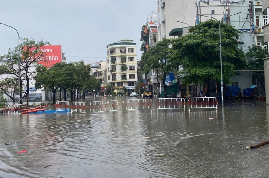 Nam bộ nắng nóng hạ nhiệt, Miền Bắc mưa to bất thường vì sao? Nam bộ nắng nóng hạ nhiệt, Miền Bắc mưa to bất thường vì sao?