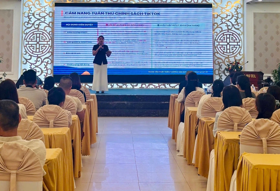 Nâng cao năng lực thương mại điện tử cho doanh nghiệp thích ứng quy định mới Nâng cao năng lực thương mại điện tử cho doanh nghiệp thích ứng quy định mới