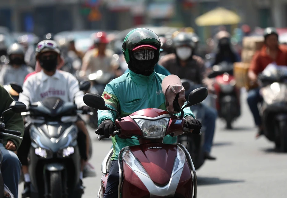 Nắng nóng lan rộng, đầu tuần tới TP.HCM tăng nhiệt Nắng nóng lan rộng, đầu tuần tới TP.HCM tăng nhiệt