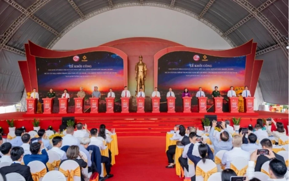 NCB tài trợ vốn cho hai dự án hạ tầng quy mô lớn tại TP HCM NCB tài trợ vốn cho hai dự án hạ tầng quy mô lớn tại TP HCM