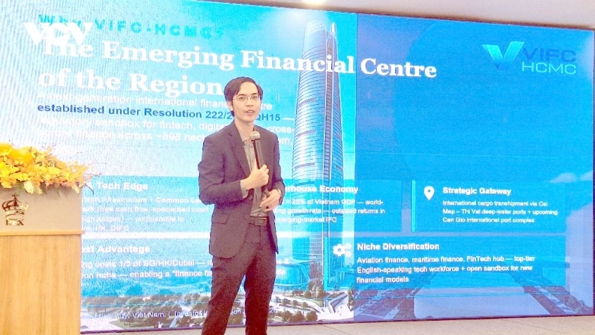 Ngân hàng nước ngoài muốn vào VIFC-HCMC vướng quy định xếp hạng tín nhiệm AA Ngân hàng nước ngoài muốn vào VIFC-HCMC vướng quy định xếp hạng tín nhiệm AA