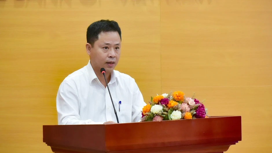 Ngân hàng tăng tốc trong kỷ nguyên dữ liệu và AI Ngân hàng tăng tốc trong kỷ nguyên dữ liệu và AI