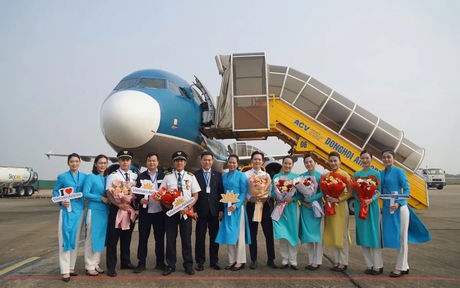 Ngành hàng không và du lịch "oằn mình" tìm giải pháp vượt khó Ngành hàng không và du lịch "oằn mình" tìm giải pháp vượt khó