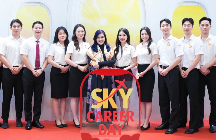 Ngày hội tuyển dụng tiếp viên hàng không Vietjet sắp 'hạ cánh' tại Hà Nội Ngày hội tuyển dụng tiếp viên hàng không Vietjet sắp 'hạ cánh' tại Hà Nội
