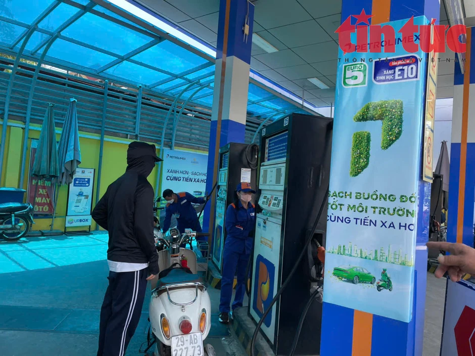 Ngày thứ 2 bán xăng E10: Thị trường vận hành ổn định, chưa ghi nhận phản ánh chất lượng Ngày thứ 2 bán xăng E10: Thị trường vận hành ổn định, chưa ghi nhận phản ánh chất lượng