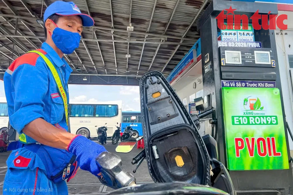 Ngày thứ 2 bán xăng E10: Thị trường vận hành ổn định, chưa ghi nhận phản ánh chất lượng Ngày thứ 2 bán xăng E10: Thị trường vận hành ổn định, chưa ghi nhận phản ánh chất lượng