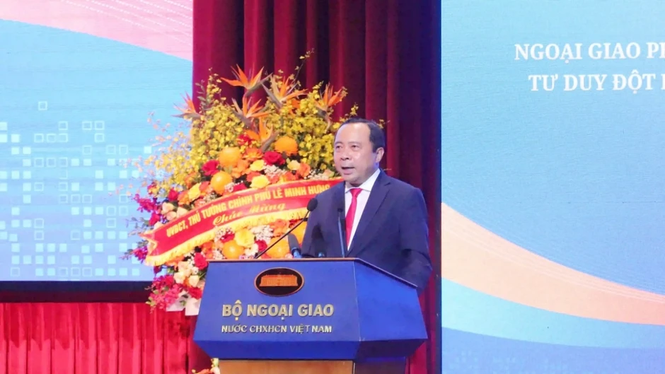 Ngoại giao khoa học - công nghệ hướng tới làm chủ công nghệ chiến lược Ngoại giao khoa học - công nghệ hướng tới làm chủ công nghệ chiến lược