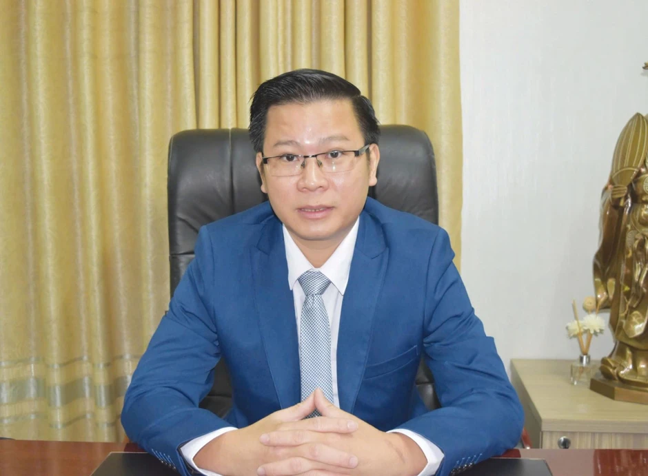Người bán dùng nhiều tài khoản nhận tiền hoặc nhờ người đứng tên, hệ luỵ pháp lý ra sao?