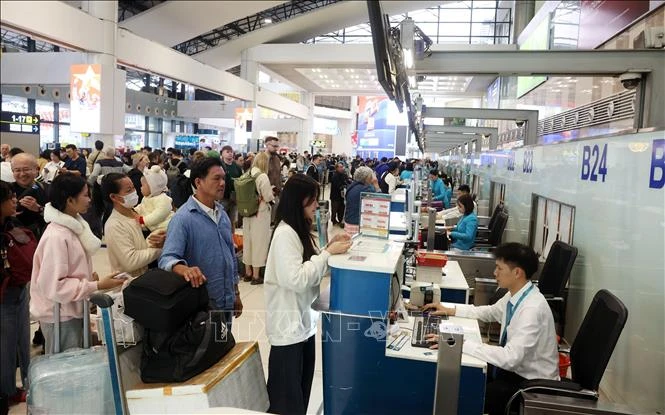 Người dân, doanh nghiệp cần được thông tin số nợ thuế, trước khi áp tạm hoãn xuất cảnh Người dân, doanh nghiệp cần được thông tin số nợ thuế, trước khi áp tạm hoãn xuất cảnh