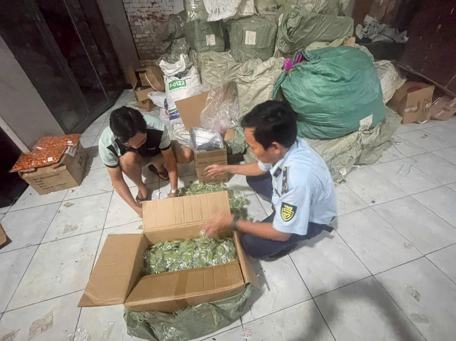 Người dân thắt chặt chi tiêu, sức mua nội địa trồi sụt Người dân thắt chặt chi tiêu, sức mua nội địa trồi sụt