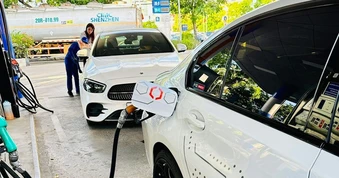 Người tiêu dùng đã an tâm với xăng E10