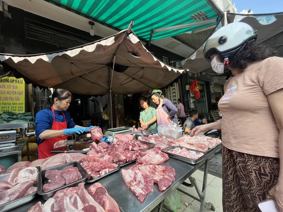 Nhà kinh doanh cố gắng trì hoãn tăng giá hàng hóa, đề xuất nhanh chóng miễn giảm thuế, phí