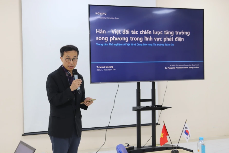 Nhà máy Nhiệt điện Vĩnh Tân 4 làm việc với đoàn doanh nghiệp Hàn Quốc Nhà máy Nhiệt điện Vĩnh Tân 4 làm việc với đoàn doanh nghiệp Hàn Quốc