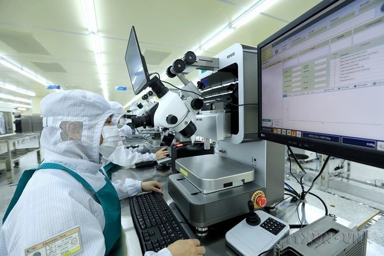 Nhà máy thông minh: Đòn bẩy phát triển công nghiệp bền vững Nhà máy thông minh: Đòn bẩy phát triển công nghiệp bền vững